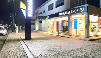 Farmácia Aroeira - Charneca De Caparica