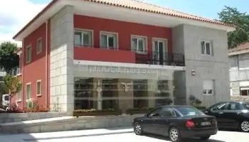 Farmacia Ferreira - Elisabete Lopes Carvas - Moimenta Da Beira