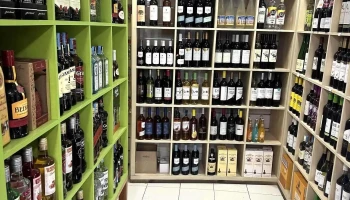 Mini Market - 2710-551 Sintra