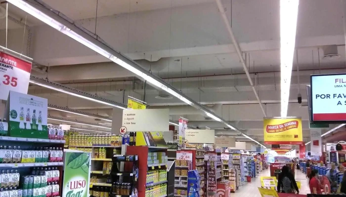 Continente - Loureshopping