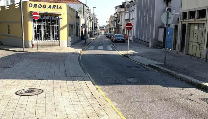 Drogaria Central - 4200-040 Porto
