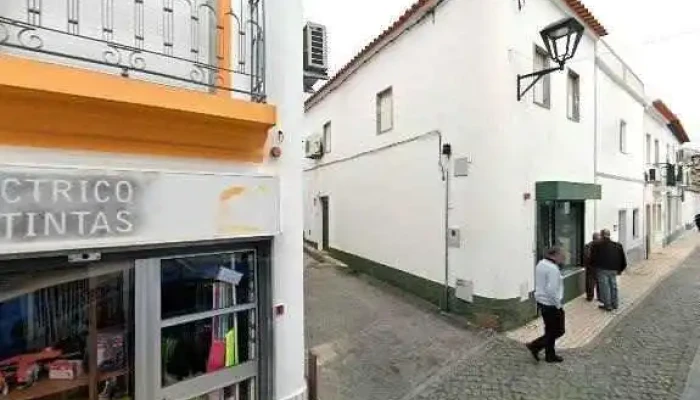 Drogaria Guerreiro -    Fernando Da Conceicao Guerreiro Tudo - Almodôvar