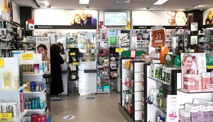 Farmacia Alto De Alges Do Proprietario - Algés