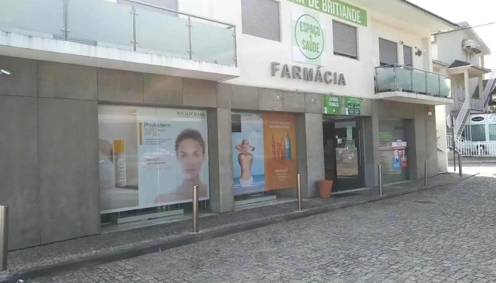 Farmacia Britiande - Rua Dr. Sá Carneiro 88