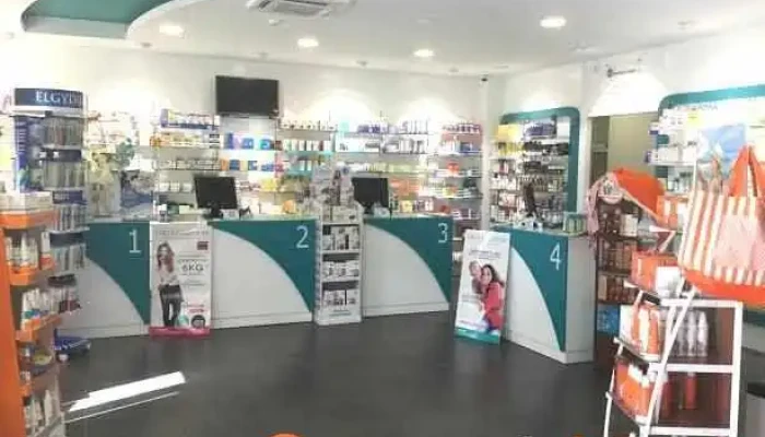 Farmacia Gaspar Do Proprietario - Portela