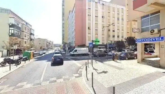 Farmacia Leitao Ribeiro Unipessoal Lda Street View E 360deg - Pontinha
