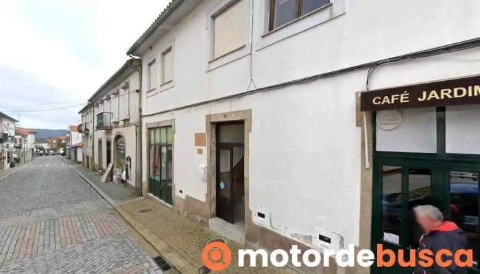 Farmácia Moderna - Farmamoura, Lda - Moimenta Da Beira
