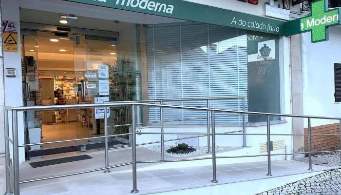 Farmácia Moderna Mindense - 2395-126 Minde