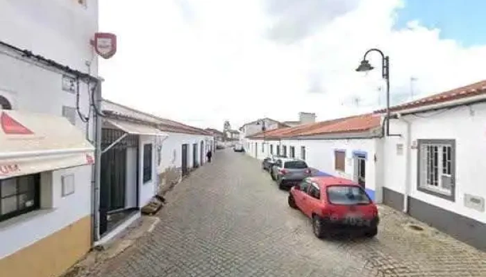 Farmacia Monge Lda Tudo - R. De São Bento 64