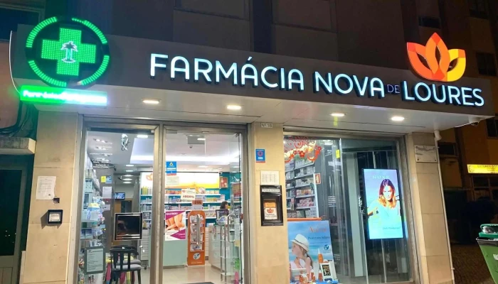 Farmacia Nova De Loures Do Proprietario - Loures