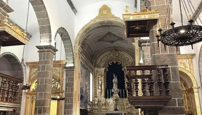 Igreja De Nossa Senhora Do Rosario Igreja - Lagoa