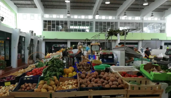 Mercado da Encarnação Sul - 1800-135 Lisboa