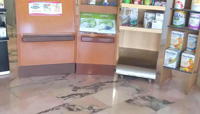 Posto Farmacêutico Móvel do Parchal - 8400-651 Parchal