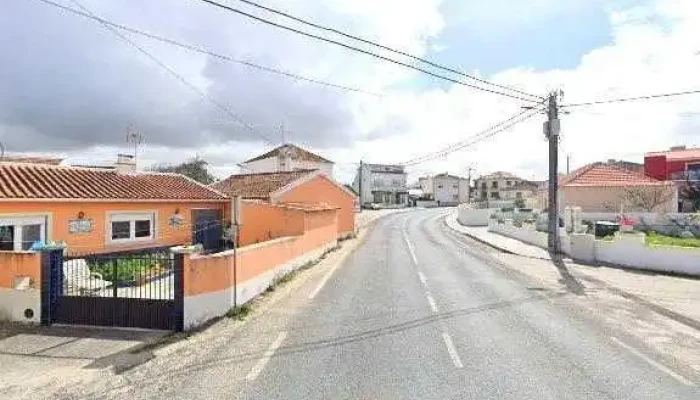 Profaral -    Produtos Para Farmacias E Hospitais Lda Tudo - Silveira