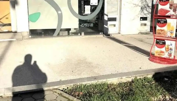 Zoopharma - Centro de atendimento Médico Veterinário - Vila Real